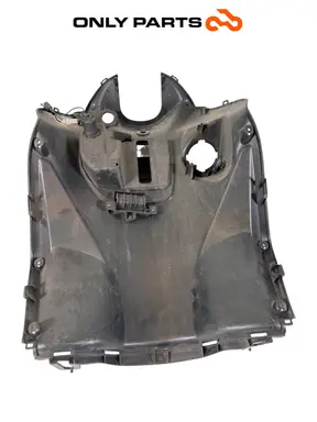Used Inner front leg shield fairing Kymco Agility 125 2015 Kymco Agility  125cc 2015 Nero — real photo 8