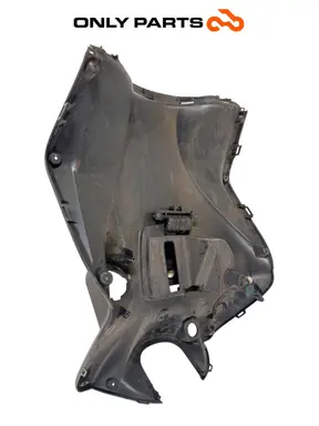 Used Inner front leg shield fairing Kymco Agility 125 2015 Kymco Agility  125cc 2015 Nero — real photo 9