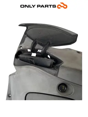 CARENAGEM CONTRA-ESCUDO INTERIOR PIAGGIO X9 EVOLUTION 250 2005 Piaggio X9 evolution  250cc usada — foto real 7