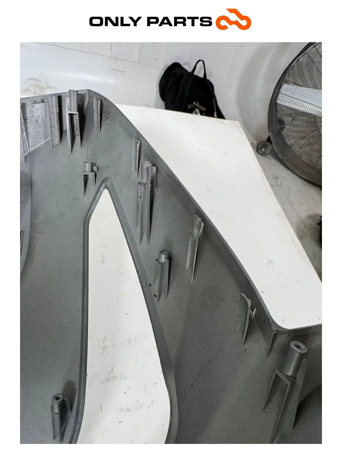 Gebrauchte FRONTVERKLEIDUNG SCHILD VORNE KYMCO PEOPLE S 300 2021 Kymco People S 300cc 2021 Grigio — echtes Foto 10