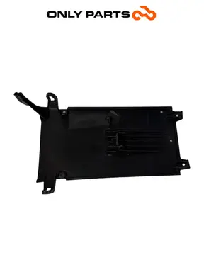 CARENAGEM PISO ESTRIBO HONDA SH 150 2017 OEM 64331-K77-D000 Honda SH 150cc 2017 Nero usada — foto real 7
