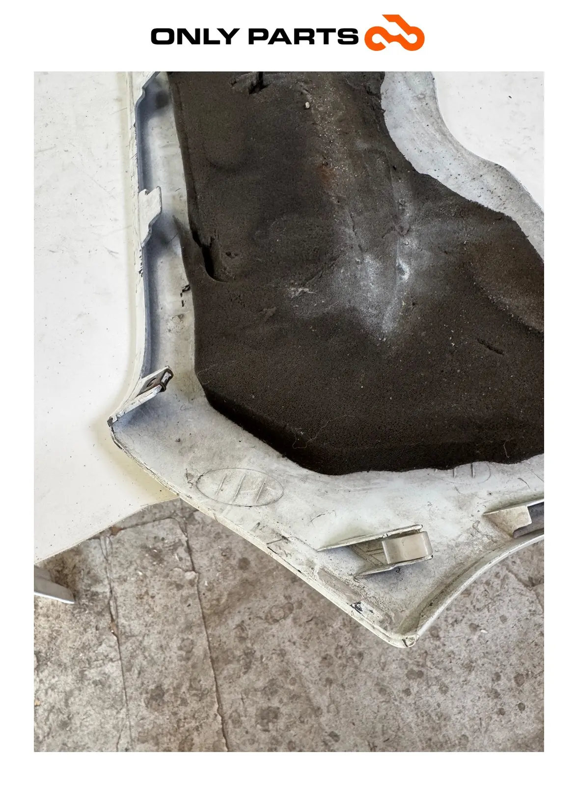 Gebrauchte UNTERE TRITTBRETTVERKLEIDUNG RECHTS SUZUKI BURGMAN 650 2010 Suzuki Burgman 650cc 2010 Bianco — echtes Foto 10