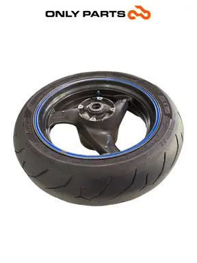 FELGA TYLNA ALUMINIOWA 17X5.5 HONDA VTR 1000 F 1999 Honda VTR 1000 F 1999 Rosso używana — prawdziwe zdjęcie 8