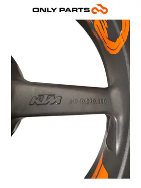 Cerchio posteriore KTM Super Duke 990cc 2006 Nero/Arancione de segunda mano — foto real 8