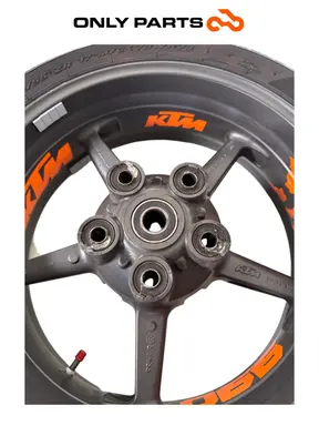 Cerchio posteriore KTM Super Duke 990cc 2006 Nero/Arancione de segunda mano — foto real 9