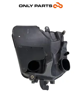 CONDUTA AR RADIADOR SUZUKI BURGMAN 650 2010 Suzuki Burgman 650cc 2010 Bianco usada — foto real 2