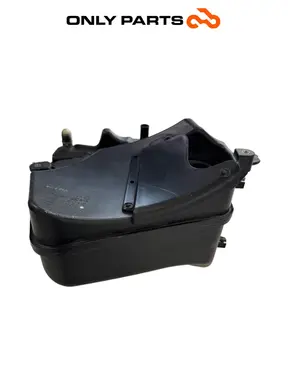 CONDUTA AR RADIADOR SUZUKI BURGMAN 650 2010 Suzuki Burgman 650cc 2010 Bianco usada — foto real 4