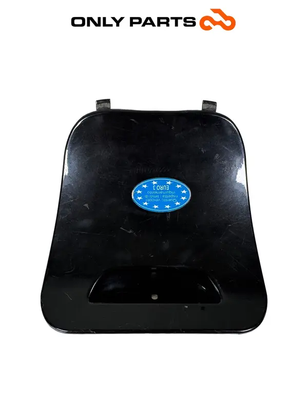 TAMPA INSPECAO VELA IGNICAO PIAGGIO VESPA LX 125 2011 — 3