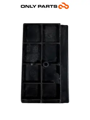 Used INNER BATTERY TRAY SUPPORT COVER PIAGGIO VESPA LX 125 2011 Piaggio Vespa Lx 125cc 2011 Nero — real photo 6