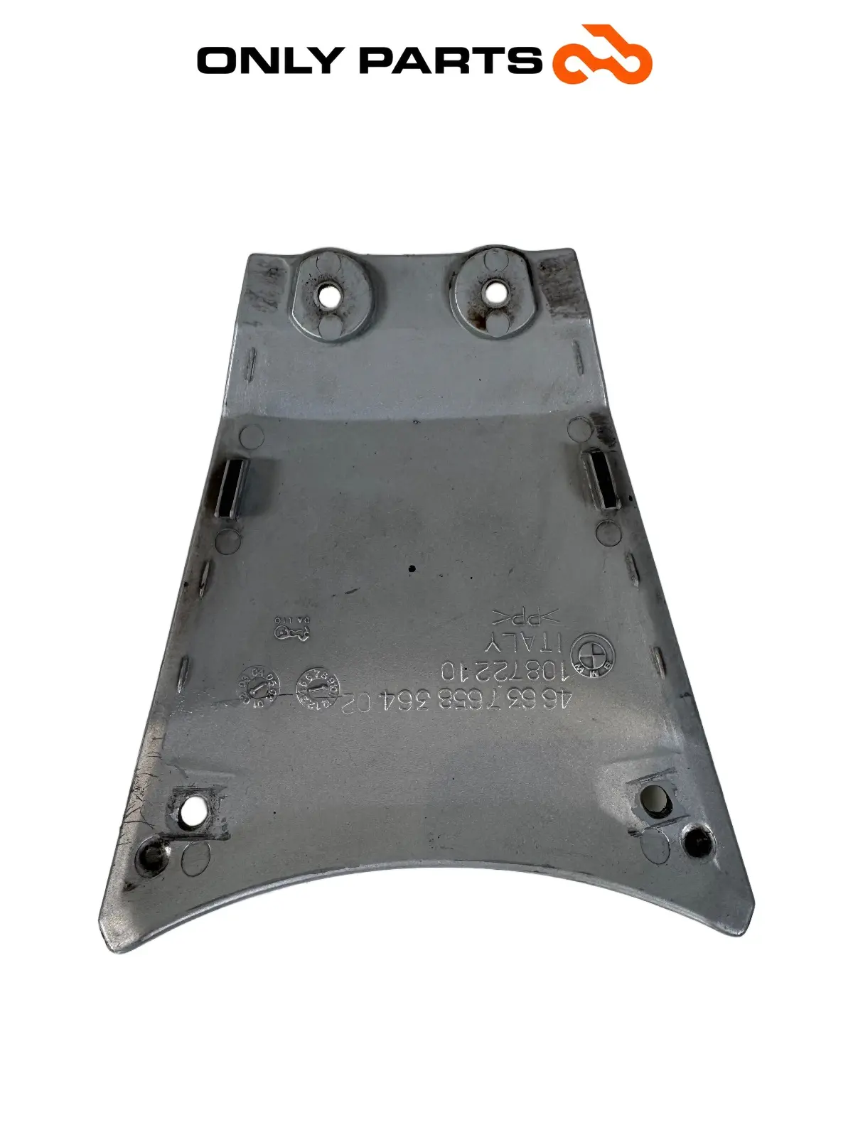 CARENAGEM CENTRAL DEPOSITO BMW F 650 CS 2021 OEM 46 63 7 658 364 02 BMW F 650 CS 2001 Grigio usada — foto real 8