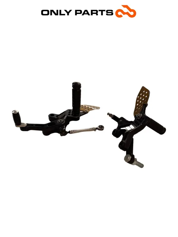 PAR ESTRIBOS CONDUTOR AFTERMARKET KTM SUPER DUKE 990CC 2006 VER DEFEITO FOTO — 4