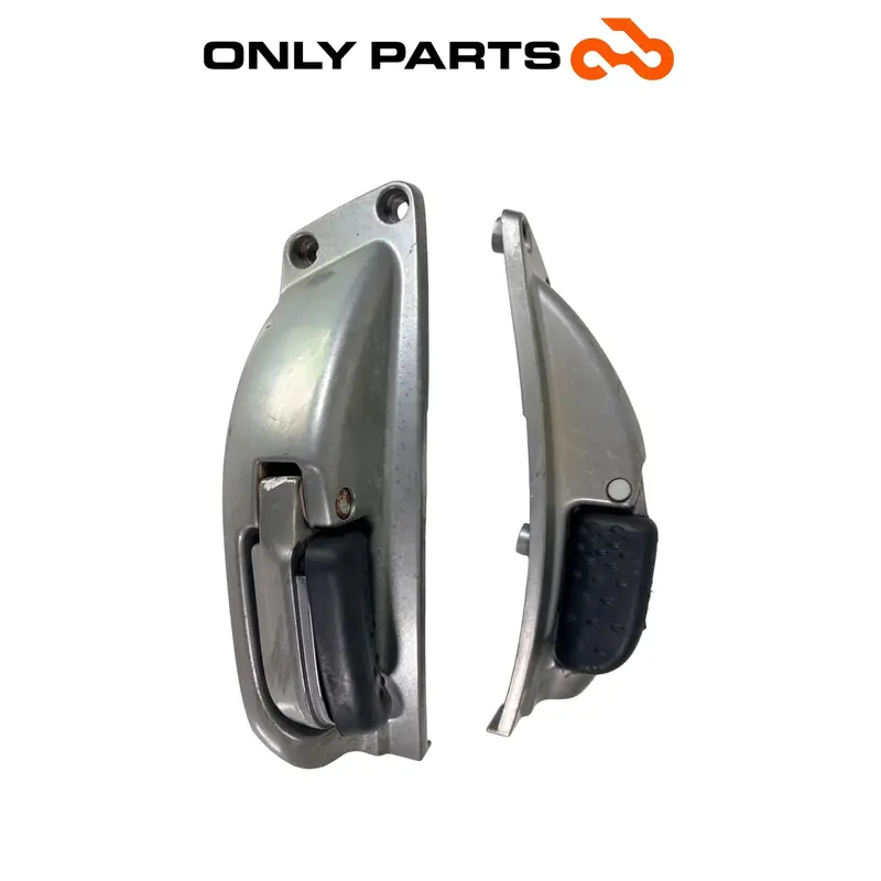 Pair of passenger footrests Aprilia Scarabeo 300 2010 — 2
