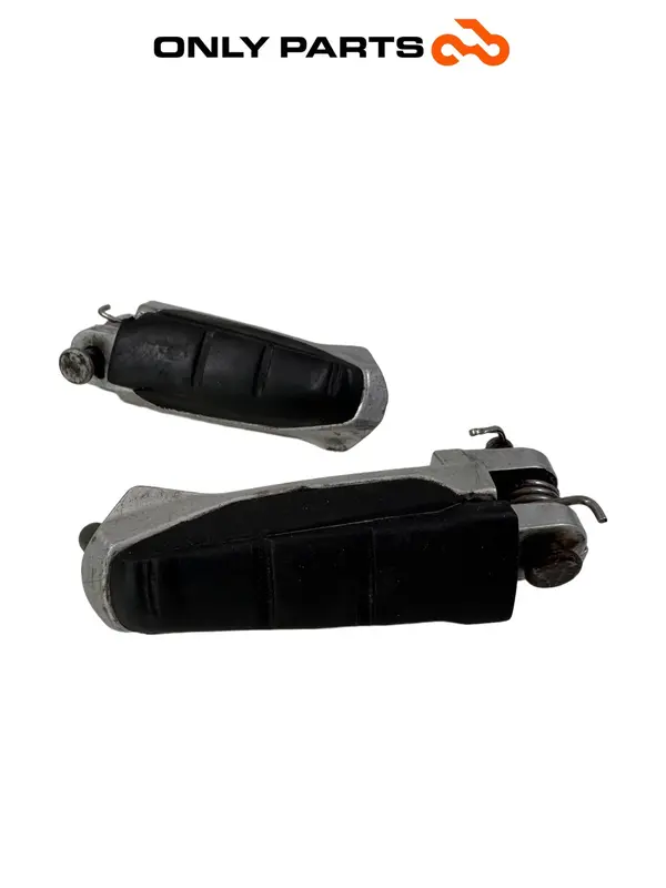 PAR POUSA-PES PILOTO DIANTEIROS BMW F 650 CS 2001 OEM — 2