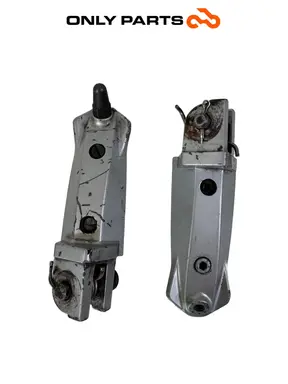 PÁR PŘEDNÍCH STUPAČEK ŘIDIČE BMW F 650 CS 2001 OEM BMW F 650 CS 2001 Grigio použitý — skutečná fotka 4