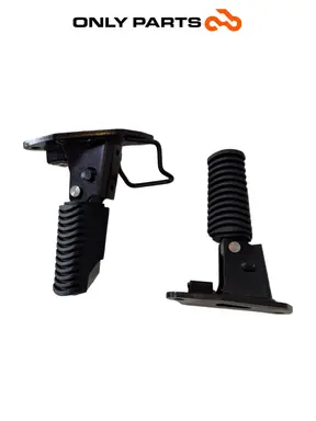 Gebrauchte Coppia pedane poggia piedi passeggero posteriori BMW C 400 X 400cc 2020 Blu — echtes Foto 2