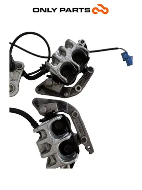 Coppia pinze anteriori + sensore ABS Suzuki Burgman 650cc 2010 Bianco usato — foto reale 11