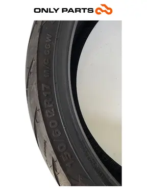 Gebrauchte Coppia pneumatici Aprilia RS 457cc 2024 — echtes Foto 4