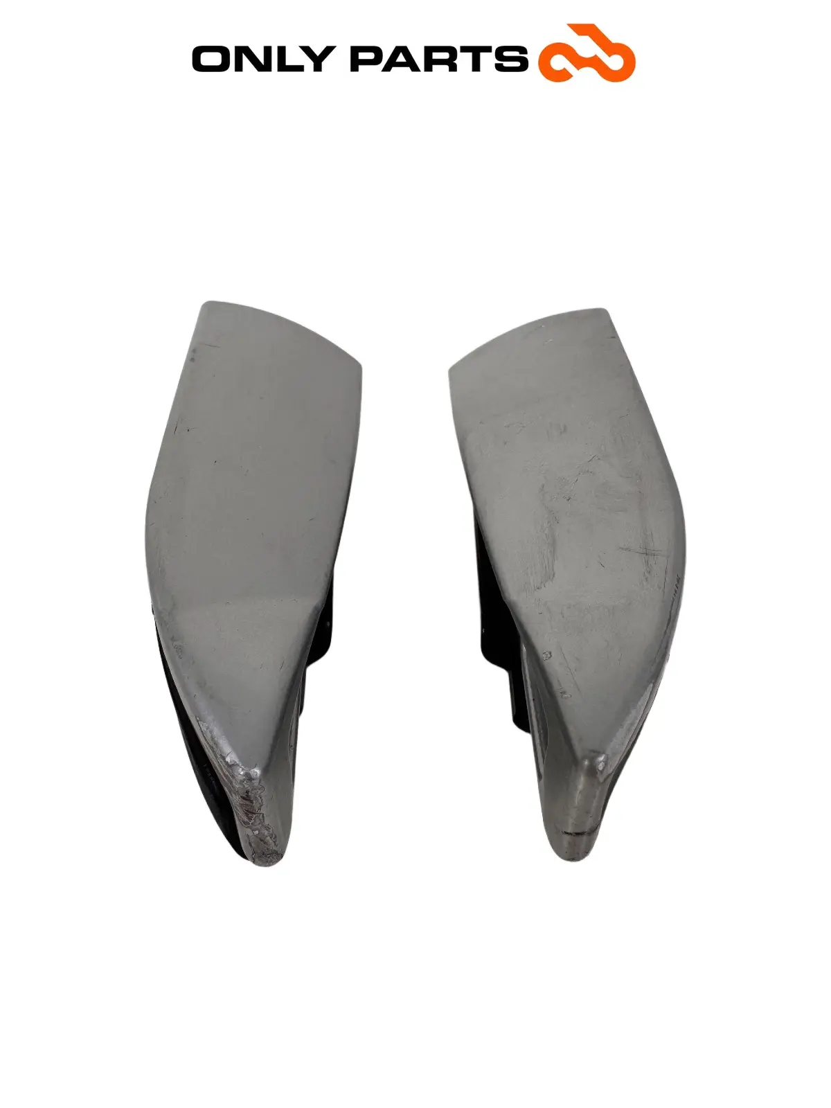 Gebrauchte Coppia poggiapiedi posteriori Piaggio Mp3 Yourban 300cc 2013 Bianco — echtes Foto 1