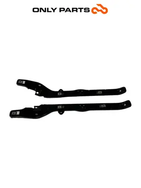 Par de suportes do estribo Piaggio MP3 250 2009 OEM Piaggio MP3 250cc 2009 Grigio usada — foto real 4
