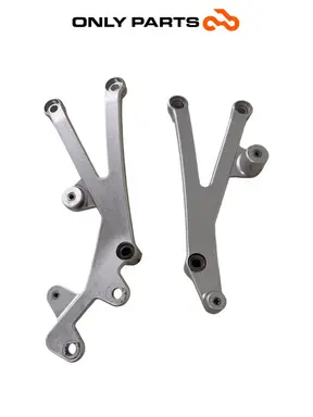 Gebrauchte Coppia supporti motore KTM Super Duke 990cc 2006 Nero/Arancione — echtes Foto 4