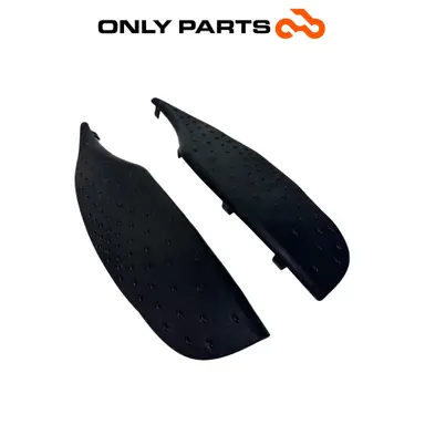 Used Pair of rubber footboard mats Aprilia Scarabeo 300 2010 Aprilia Scarabeo 300cc 2010 Bianco — real photo 3