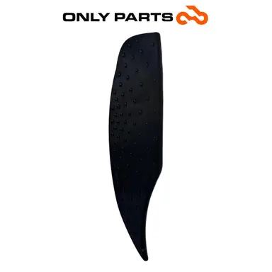 Used Pair of rubber footboard mats Aprilia Scarabeo 300 2010 Aprilia Scarabeo 300cc 2010 Bianco — real photo 4