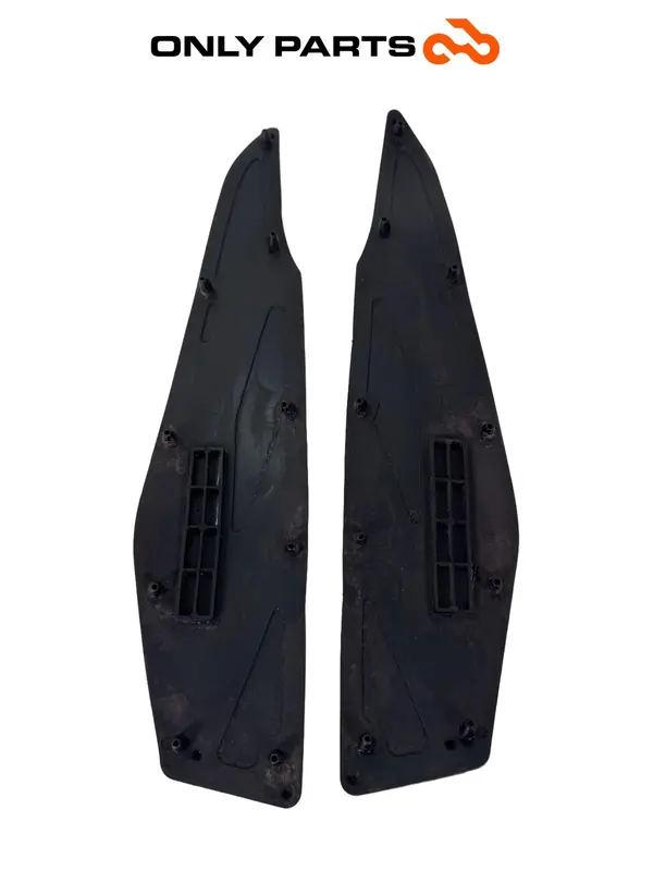 PAR TAPETES ESTRIBO BORRACHA YAMAHA X-MAX 125CC 2014 OEM 1SD-F7413 — 5