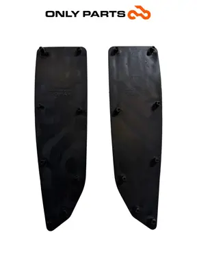 Used PAIR OF FRONT RUBBER FOOTBOARD MATS KYMCO X-TOWN 300 2016 Kymco X-Town 300cc 2016 Nero — real photo 5