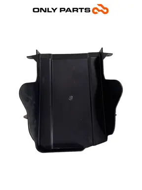 Üzemanyagtartály hőpajzs 1764262B-000-00 Quadro 350 S 2013 Quadro 350 S 2013 Nero használt — valódi fotó 6