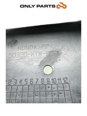 Cover 50320-KTW-9000 Honda SH 300i 2008 Grigio употребявана — истинска снимка 9