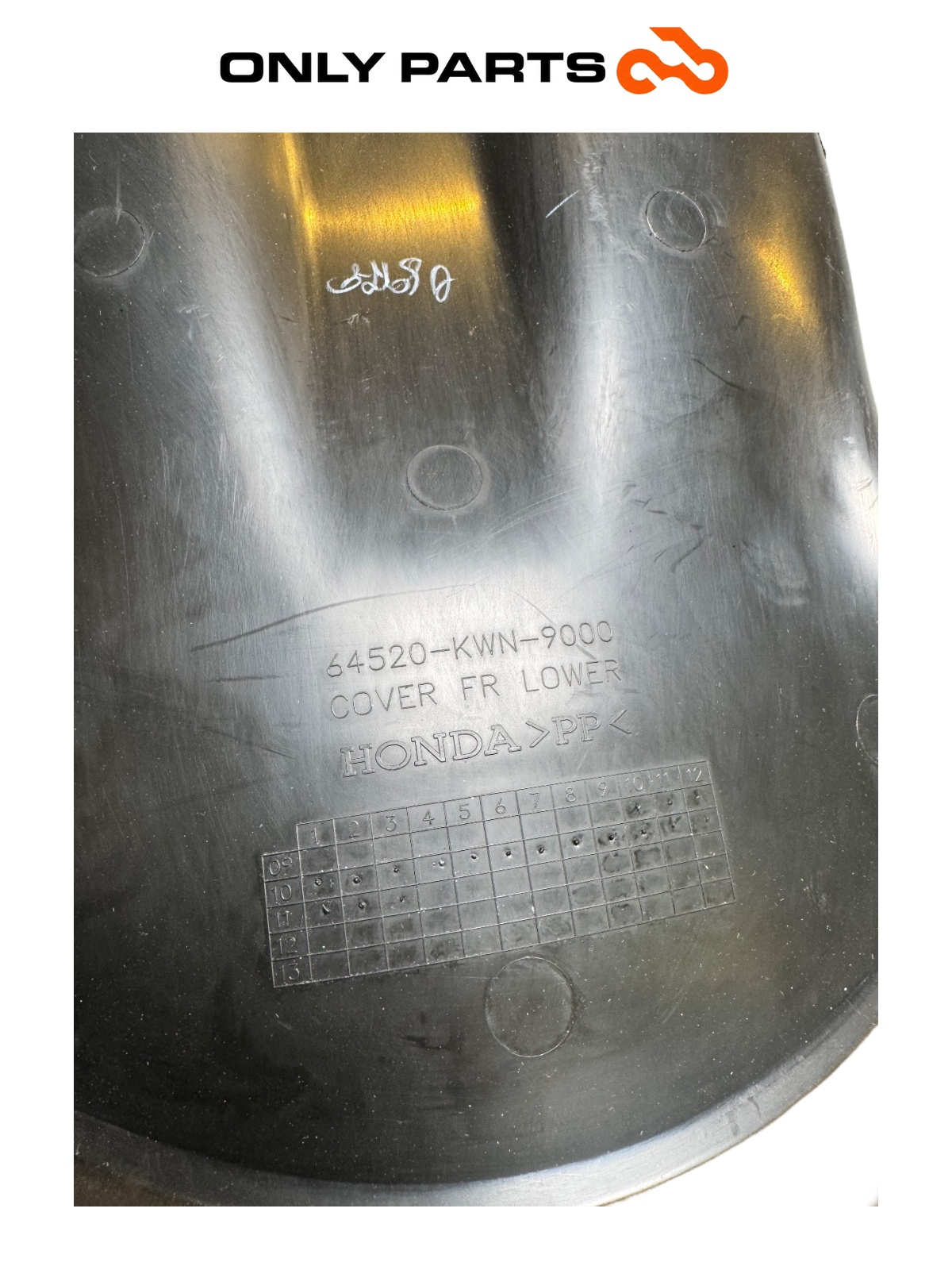 Cover anteriore inferiore Honda PCX 125cc 2011 Grigio usato — foto reale 11