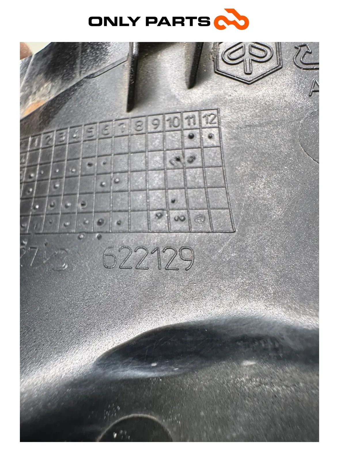 ЛЯВ ПРЕДЕН СПОЙЛЕР ПОД СТЪПЕНКА PIAGGIO VESPA LX 125 2011 Piaggio Vespa Lx 125cc 2011 Nero употребявана — истинска снимка 9