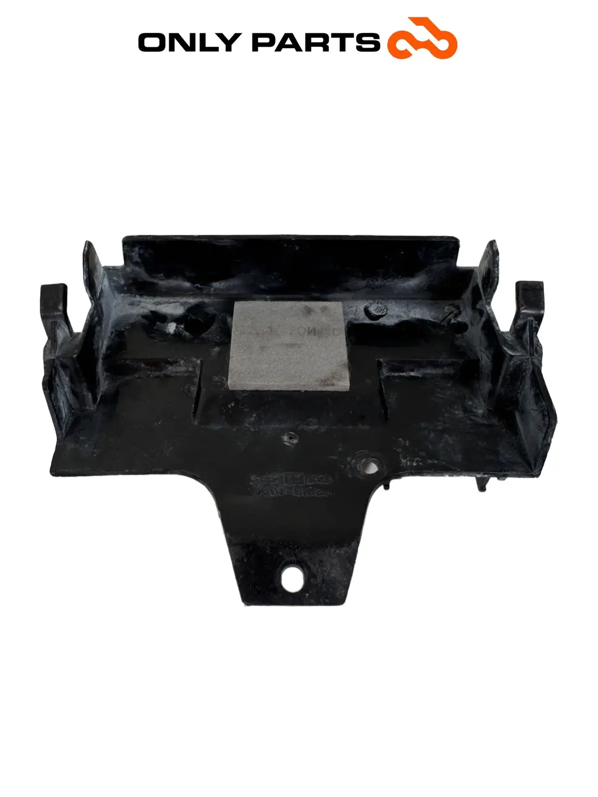 КАПАК БАТЕРИЕН ОТСЕК SUZUKI BURGMAN 650 2010 Suzuki Burgman 650cc 2010 Bianco употребявана — истинска снимка 6