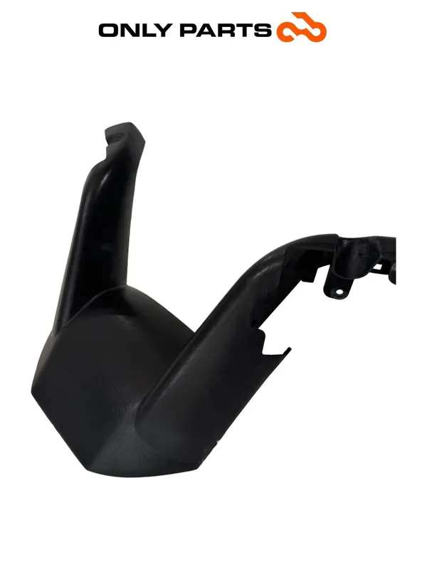 COBERTURA GUIADOR EXTERIOR SUPERIOR SUZUKI BURGMAN 650 2010 — 2