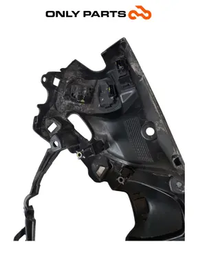 Cover manubrio posteriore Honda SH 150cc 2017 Nero de segunda mano — foto real 9