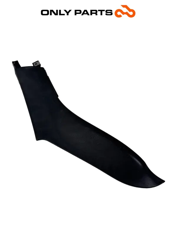 Right plastic fairing trim cover 624451 Piaggio MP3 250 2009
