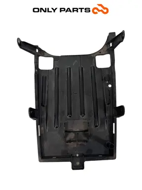 Gebrauchte Cover Sottopedana Honda PCX 125cc 2011 Grigio — echtes Foto 7