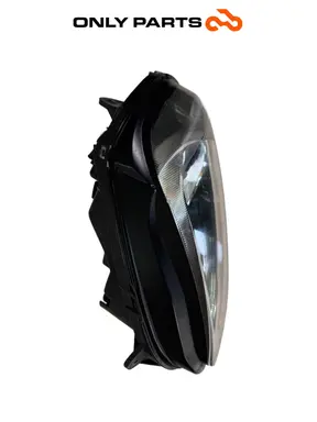 ПРЕДЕН ФАР ДЯСНО SUZUKI BURGMAN 650 2010 Suzuki Burgman 650cc 2010 Bianco употребявана — истинска снимка 4