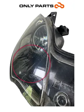 Farol dianteiro duplo Piaggio MP3 250 2009 (defeito, ver foto 2) Piaggio MP3 250cc 2009 Grigio usada — foto real 2