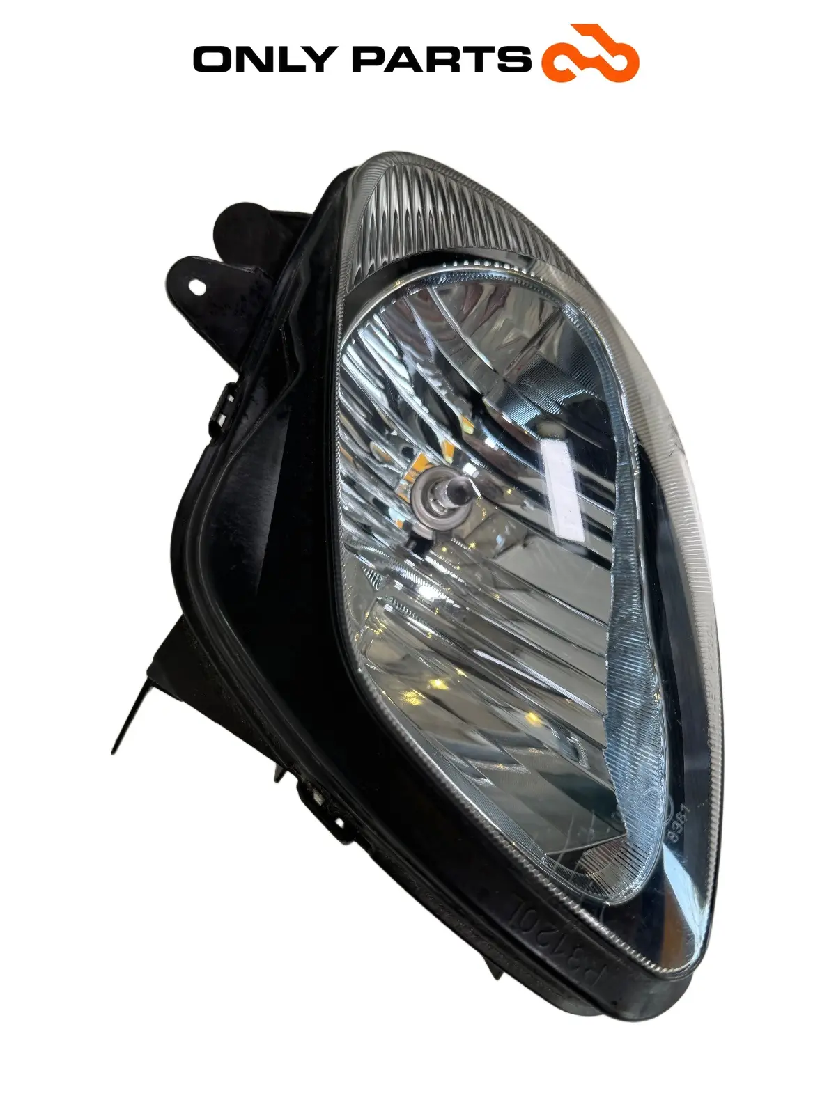LEVÝ PŘEDNÍ SVĚTLOMET SUZUKI BURGMAN 650 2010 Suzuki Burgman 650cc 2010 Bianco použitý — skutečná fotka 6