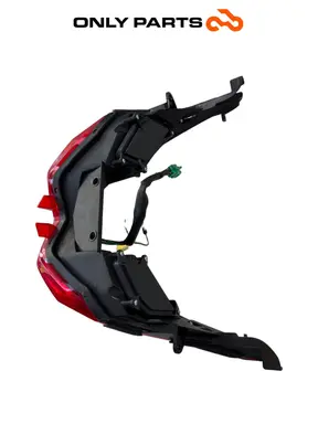 Faro posteriore LED Kymco X-Town 300cc 2016 Nero de segunda mano — foto real 10