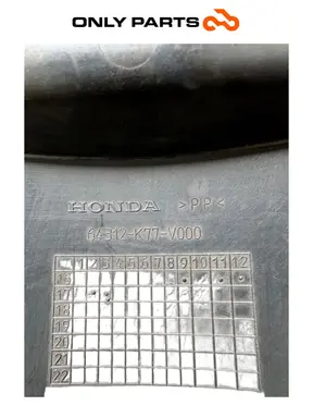 Gebrauchte Fascia centrale sottosella Honda SH 150cc 2017 Nero — echtes Foto 11