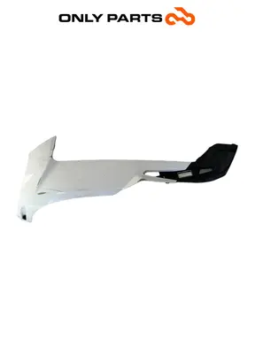 Долен страничен панел ляв 64306-LGE5-E000 Kymco People GTi 300 Kymco People GTi 300cc 2014 Bianco употребявана — истинска снимка 1