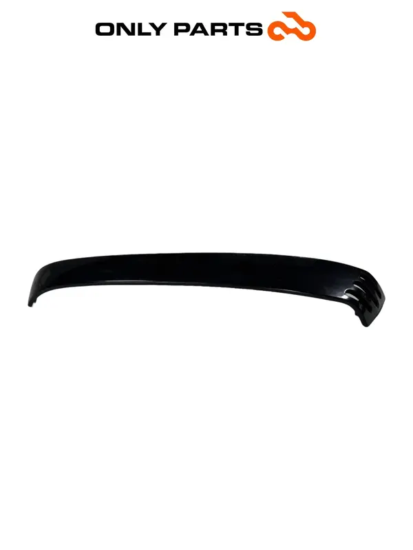 PAINEL LATERAL INFERIOR DIREITO PIAGGIO VESPA LX 125 2011 — 2
