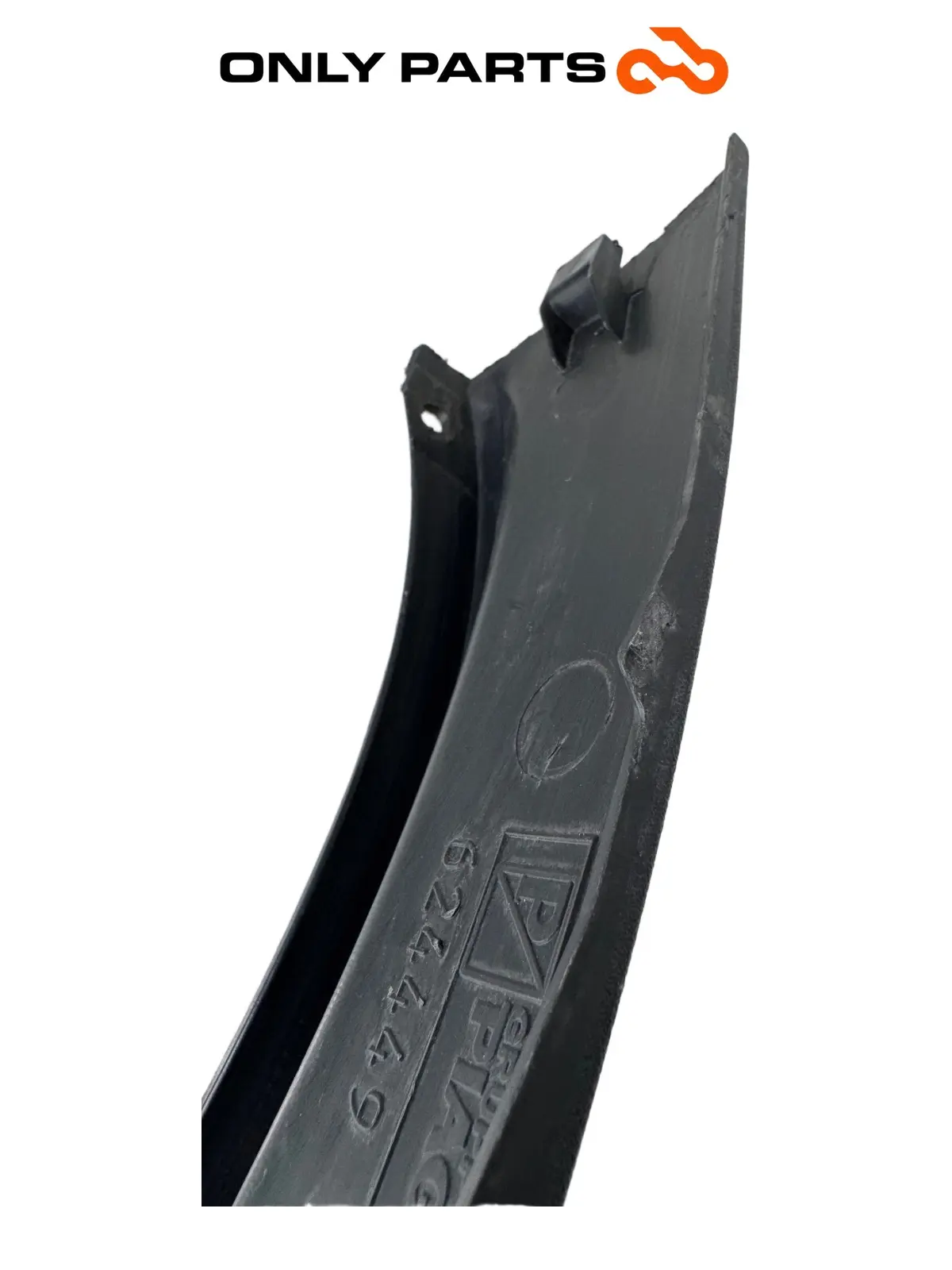 Used Lower right rear side panel Piaggio MP3 250 2009 OEM Piaggio MP3 250cc 2009 Grigio — real photo 6