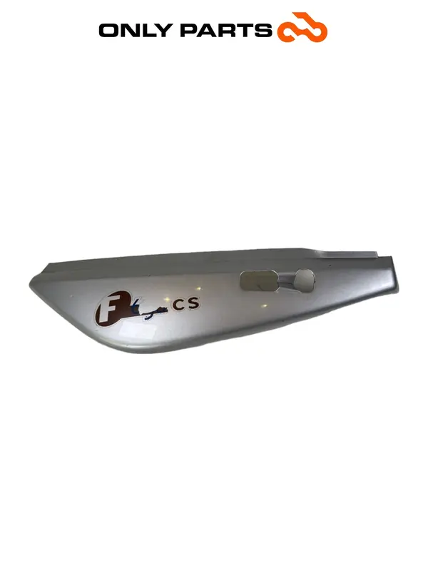 CARENAGEM RABETA TRASEIRA ESQUERDA BMW F 650 CS 2001