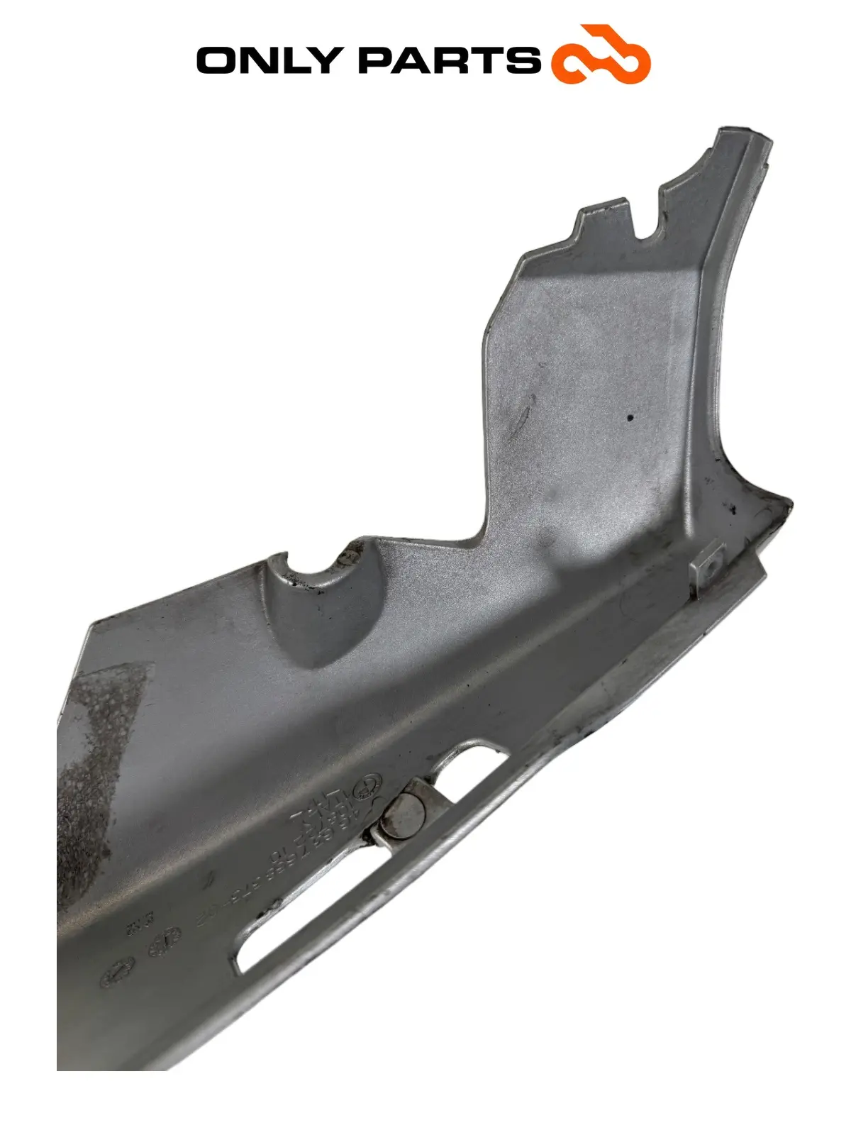CARENAGE ARRIERE GAUCHE COQUE BMW F 650 CS 2001 OEM BMW F 650 CS 2001 Grigio d'occasion — photo réelle 6
