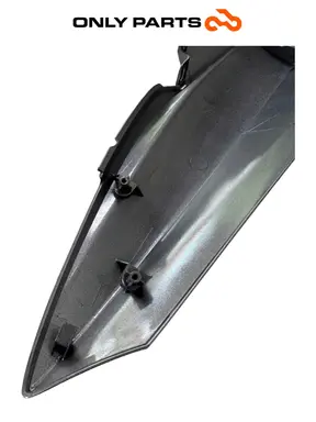 Fianchetto posteriore SX Honda PCX 125cc 2011 Grigio de segunda mano — foto real 10