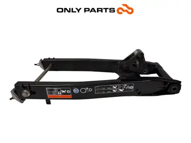 Forcellone posteriore / Braccio oscillante Honda CB 500 F 500cc 2014 Nero de segunda mano — foto real 10