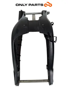 Forcellone posteriore / Braccio oscillante Yamaha Tracer 900cc 2019 Nero de segunda mano — foto real 12